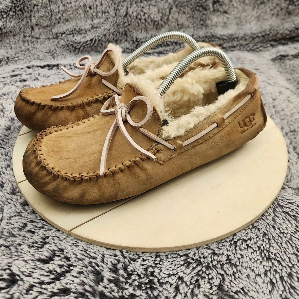 UGG Dakota Women's Slipper Chestnut Brown Leather Tie Size 7 - Picture 4 of 9